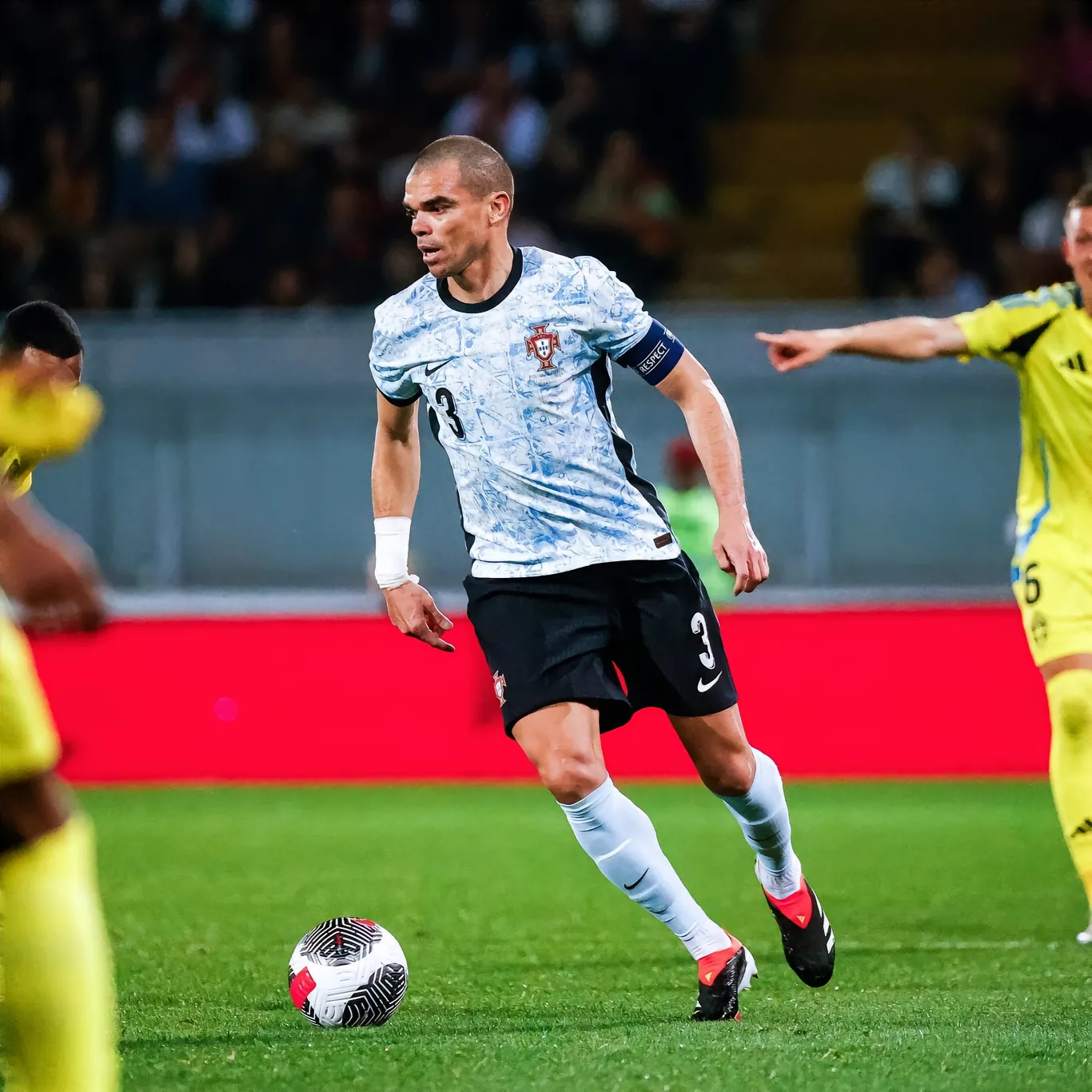 关于欧洲国家杯赛事经历猛烈较量,球员尽显实力的信息 关于欧洲国家杯赛事经历猛烈较量,球员尽显实力的信息