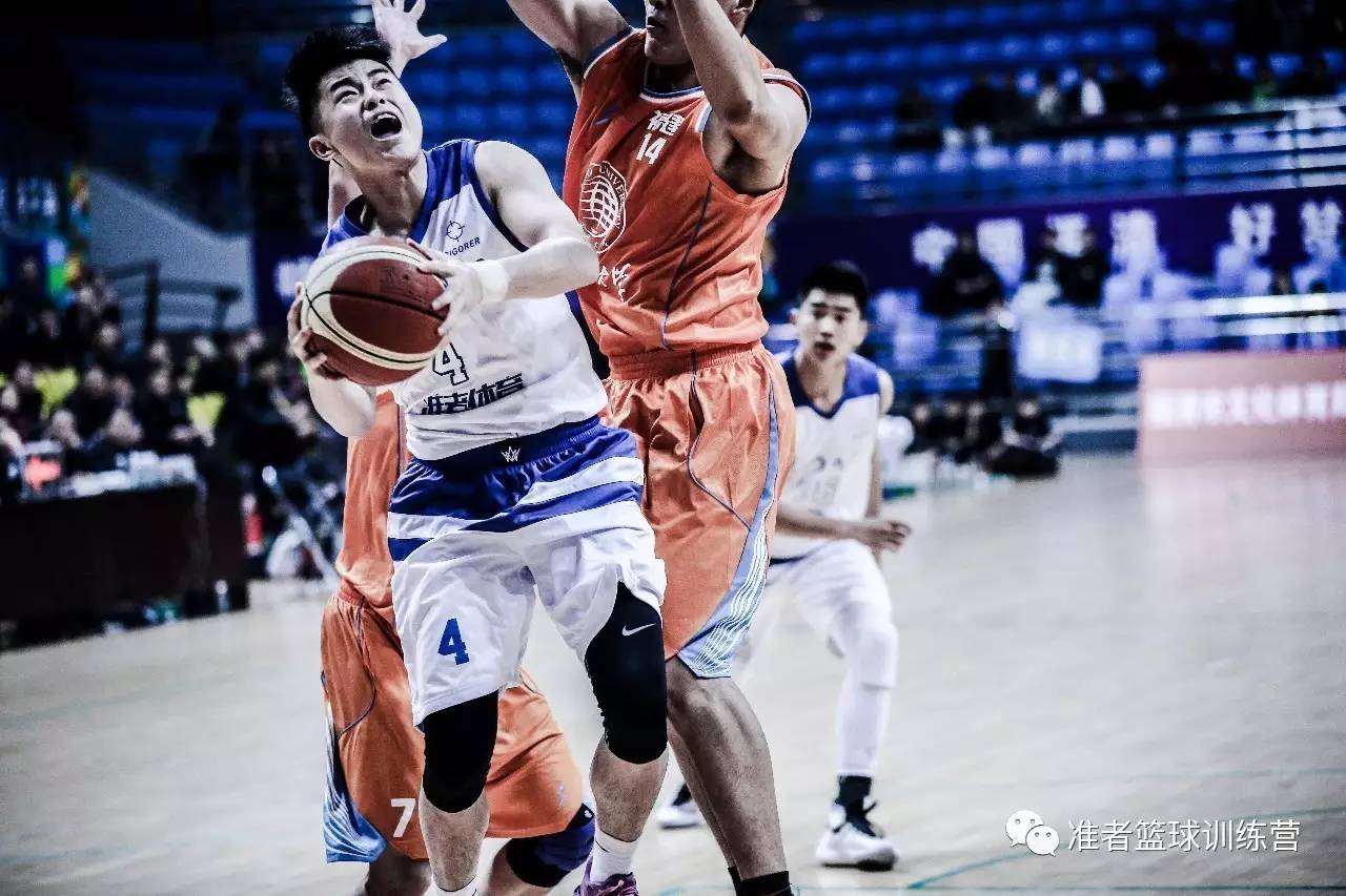 关于国际足球豪强会师,场上对决火星四溅的信息 关于国际足球豪强会师,场上对决火星四溅的信息