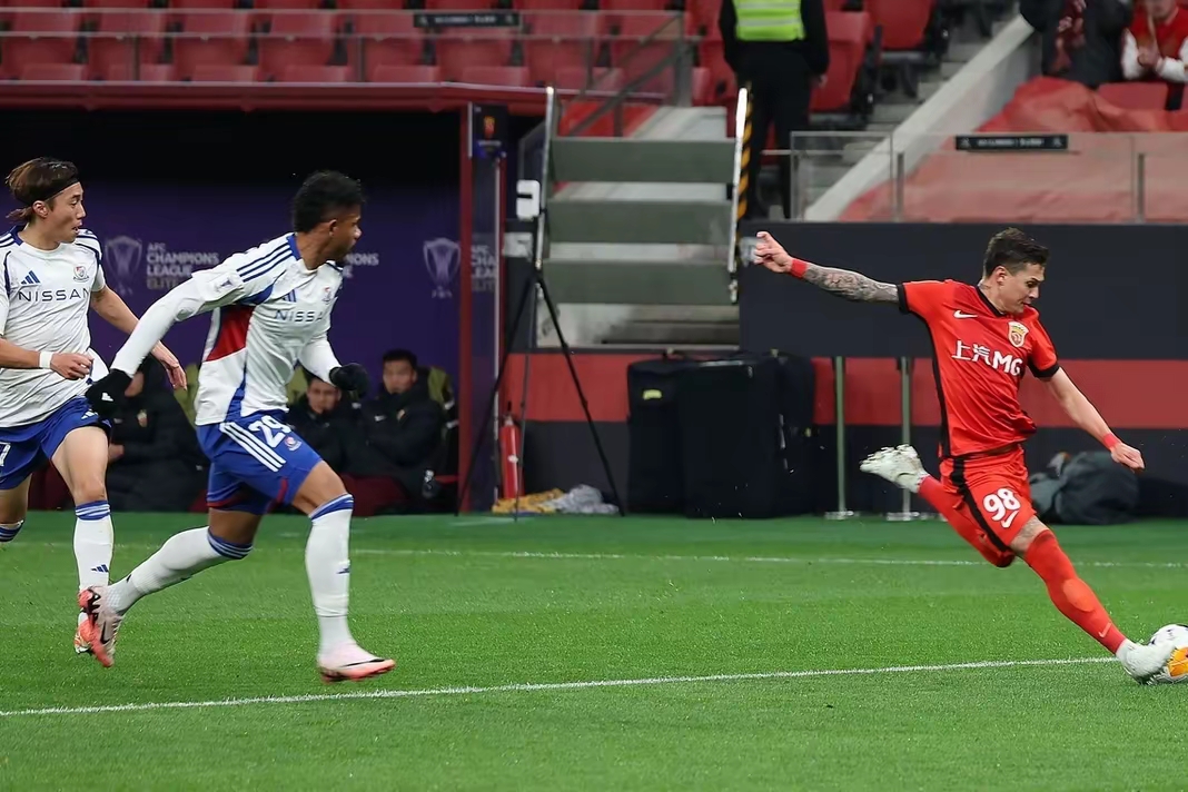 上海上港中场核心伤愈归队,对球队士气有所提振的简单介绍 上海上港中场核心伤愈归队,对球队士气有所提振的简单介绍