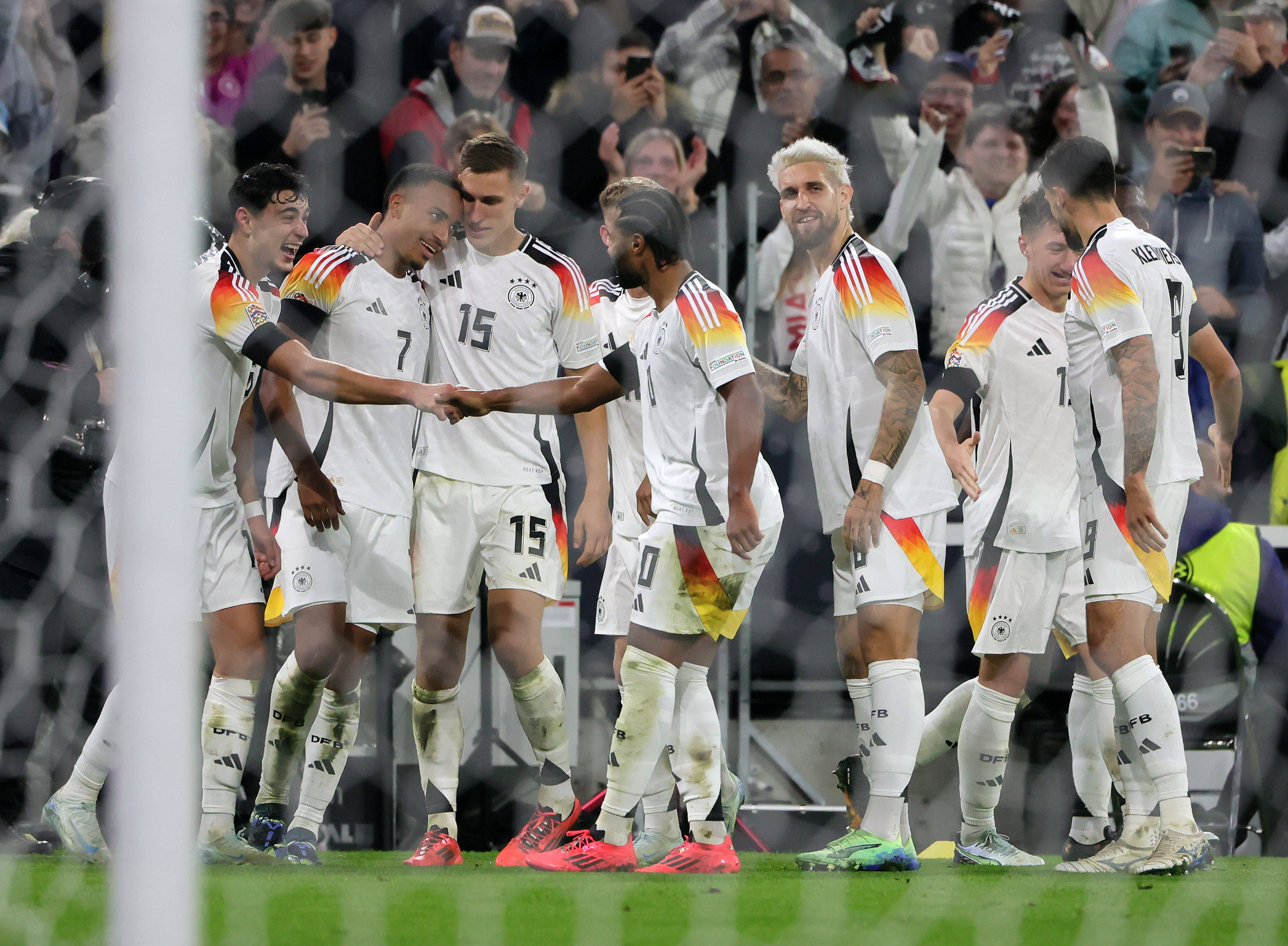 开云体育-瑞士队主场力克对手，小组赛表现稳定