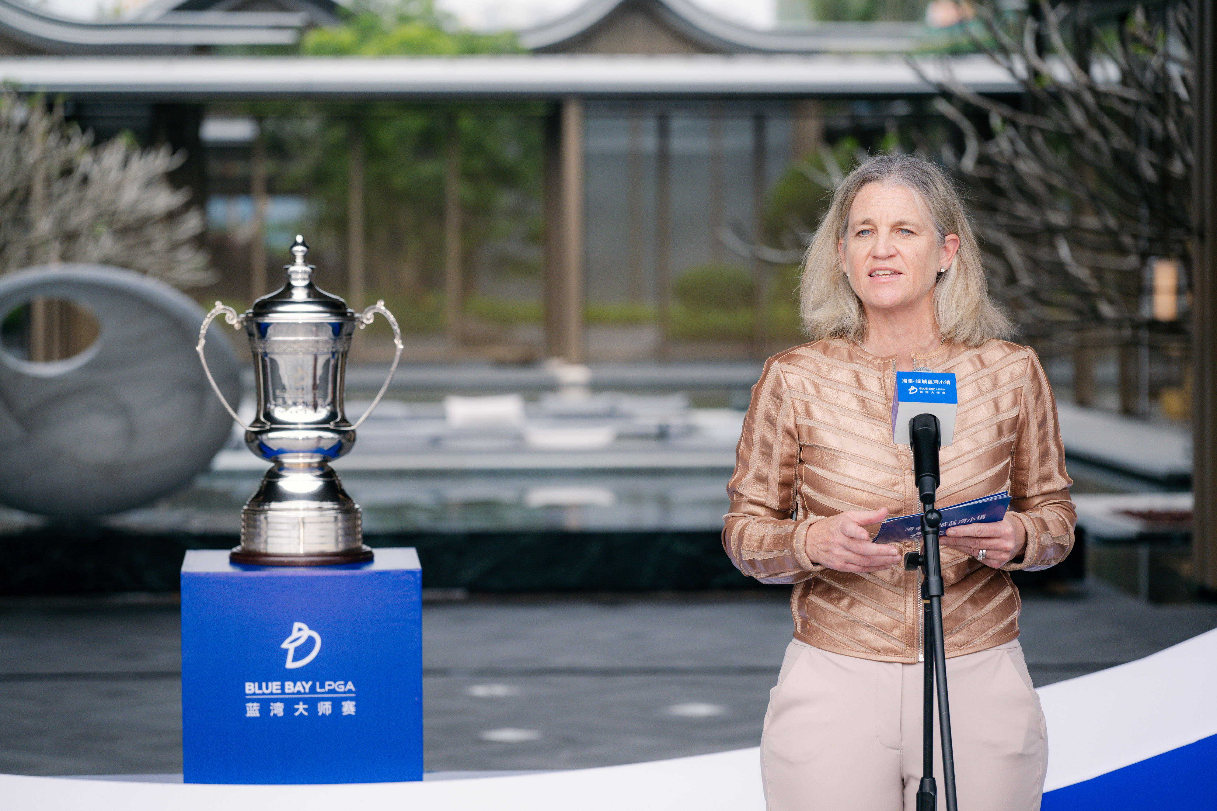 开云体育中国-包含高尔夫再创历史,冠军实至名归的词条