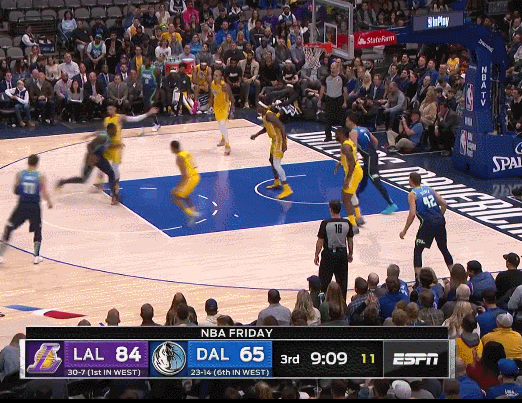 独行侠惨败灰熊，小霍华德再次证明实力