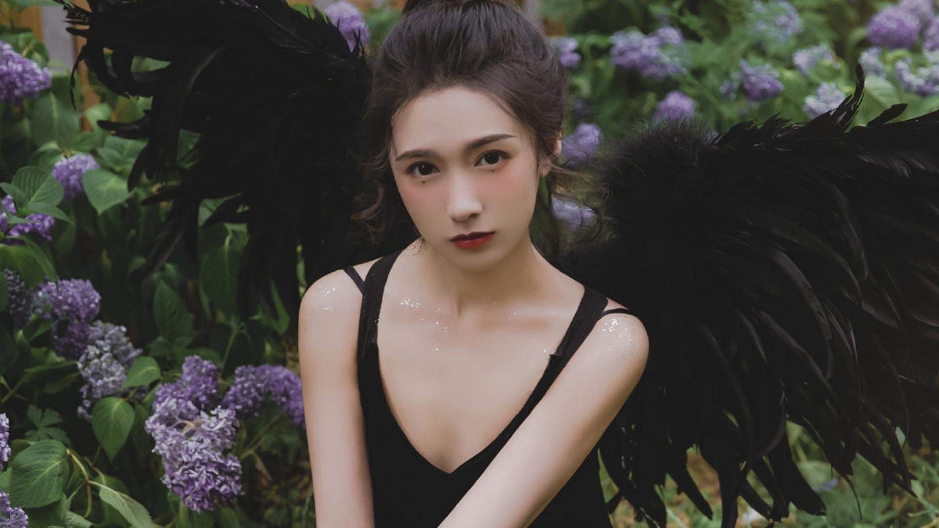 开云官网-数字咒术与篮球本质,当范弗利特的算力防守幽禁福克斯,马刺的数据凿洞如何拆穿国王城池?