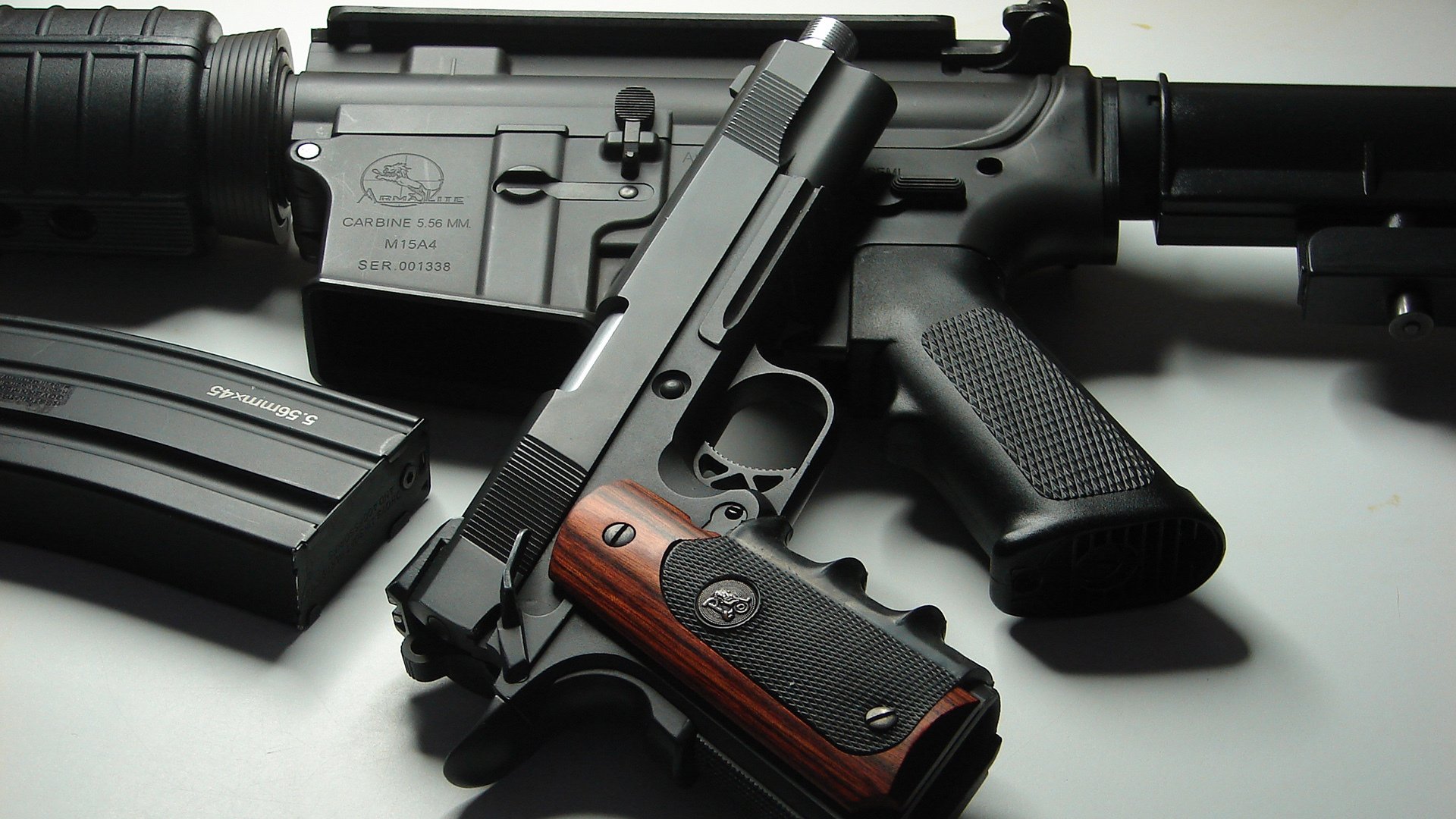 枪火沸腾的雨夜，马丁内利如何加冕王冠前夜的审判者？