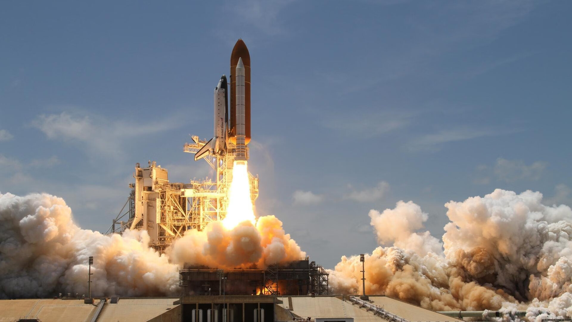 德甲争冠战之夜,当冰封克莱化身铁链,勒沃库森的冠军拼图最后一块已然铸成